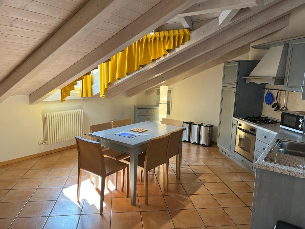 Studio Apartments Baia Azzurra 7 Torbole Sul Garda Exterior foto