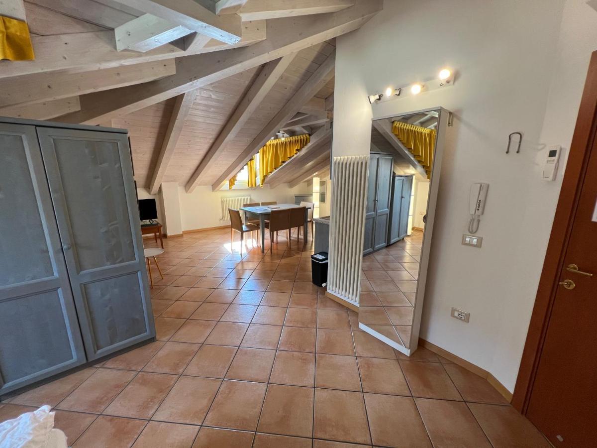 Studio Apartments Baia Azzurra 7 Torbole Sul Garda Exterior foto