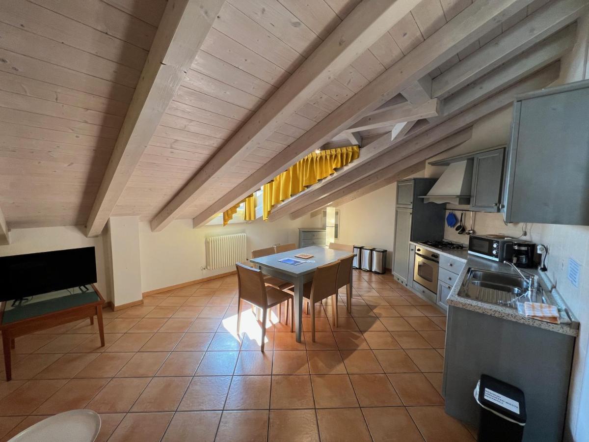 Studio Apartments Baia Azzurra 7 Torbole Sul Garda Exterior foto