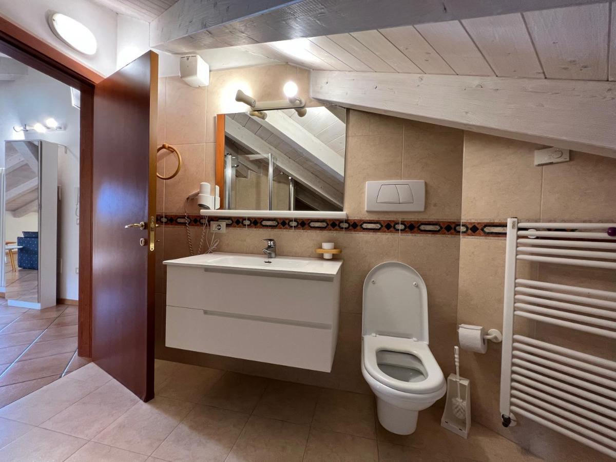 Studio Apartments Baia Azzurra 7 Torbole Sul Garda Exterior foto