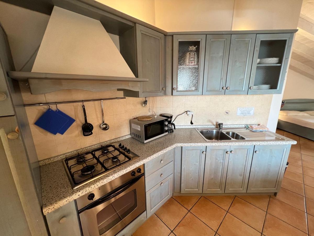 Studio Apartments Baia Azzurra 7 Torbole Sul Garda Exterior foto